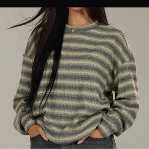 Chic Striped Gray and Green Women's Sweater